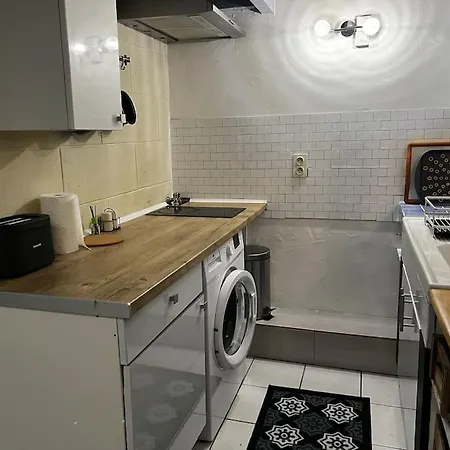 Le St Pierre Face Au Chateau In Apartament