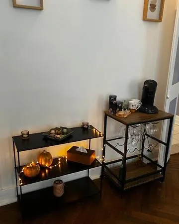 Le St Pierre Face Au Chateau In Apartment