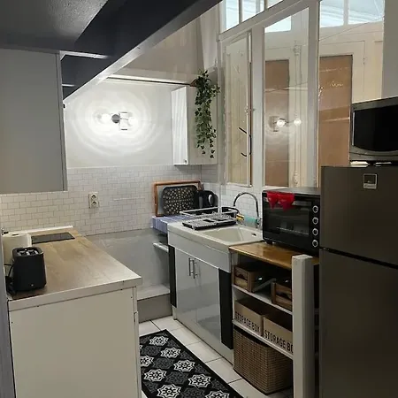 Le St Pierre Face Au Chateau In Appartamento Nantes